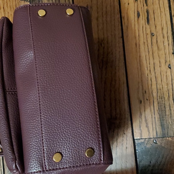 Love and Lore Handbag - Picture 4 of 8